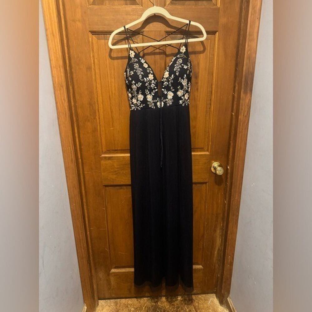 Aidan Mattox Navy Blue Maxi Dress with Floral sequin Elegant Formal Gown Size 4